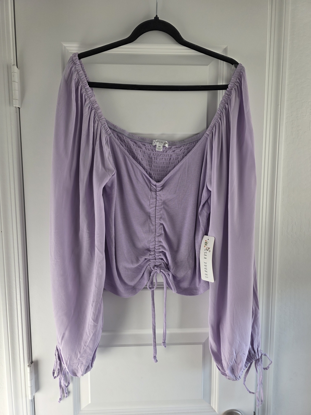 NWT Cropped Fairy Lavender Ruched Front Long-Sleeve Top. Plus Size 3x.